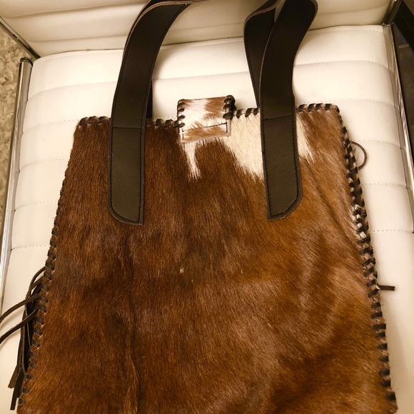 Western Cowhide Hair Tote with Fringe - Picture 5 of 6